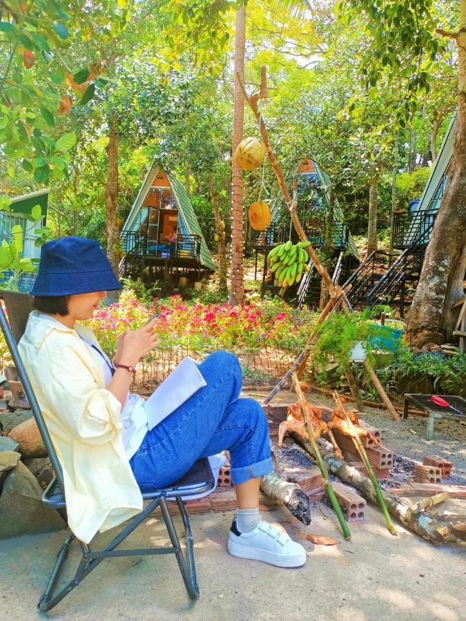 Homestay De La Rosa - Con Dao Chi Khu Co Ong Luaran gambar